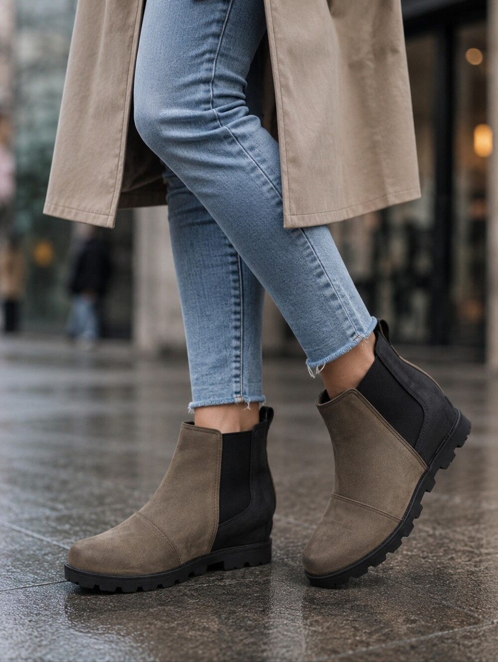 Sorel Women's Joan Of Arctic Wedge II Chelsea Bootie Size 7.5